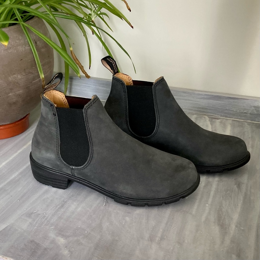 Blundstone ankle boots rustic black Size 6.5 #1971